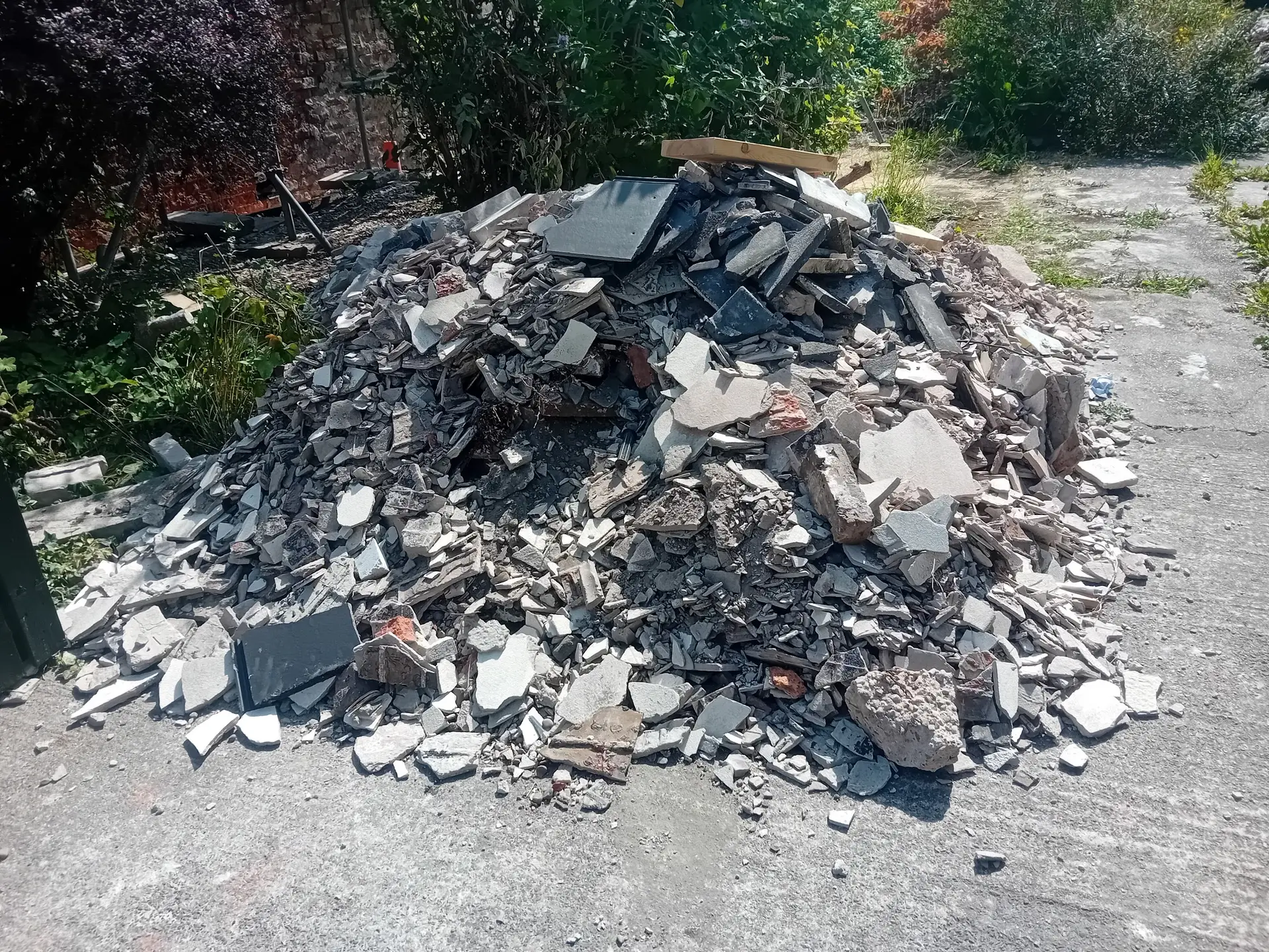Builders waste and rubble